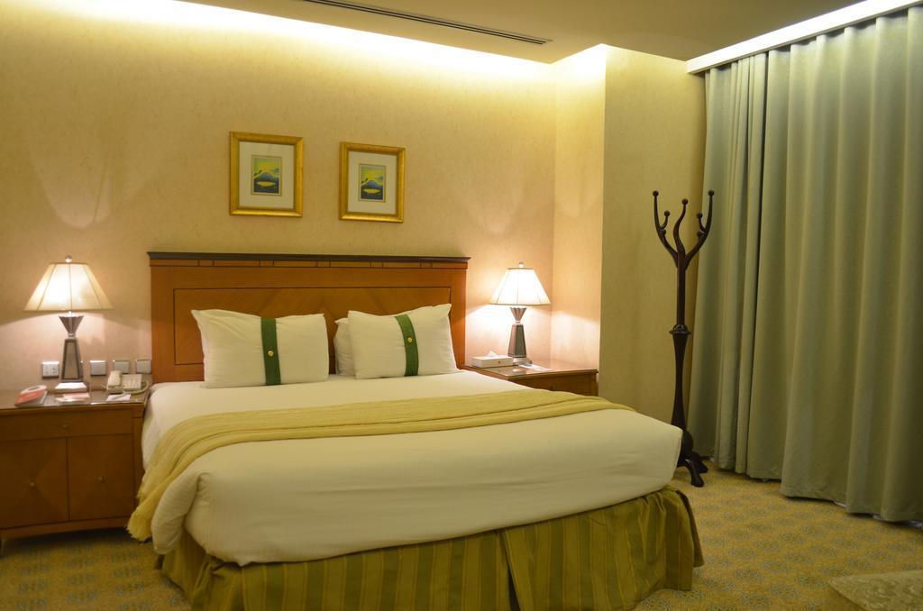 Eastyard Khobar Hotel - Formerly Ramada By Wyndham Khobar Eksteriør bilde