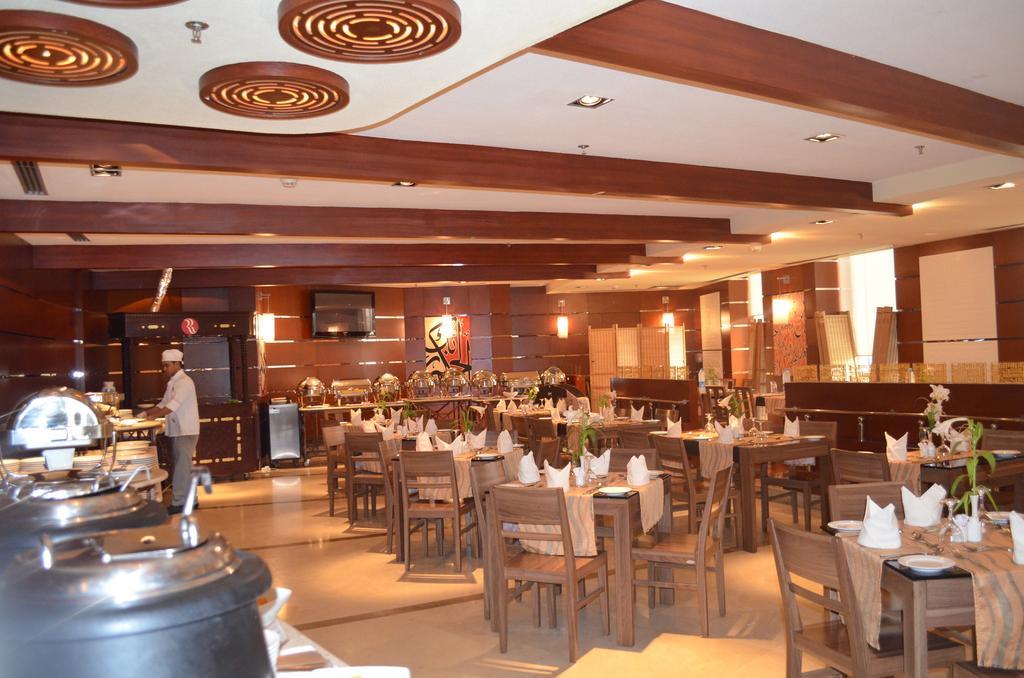 Eastyard Khobar Hotel - Formerly Ramada By Wyndham Khobar Eksteriør bilde