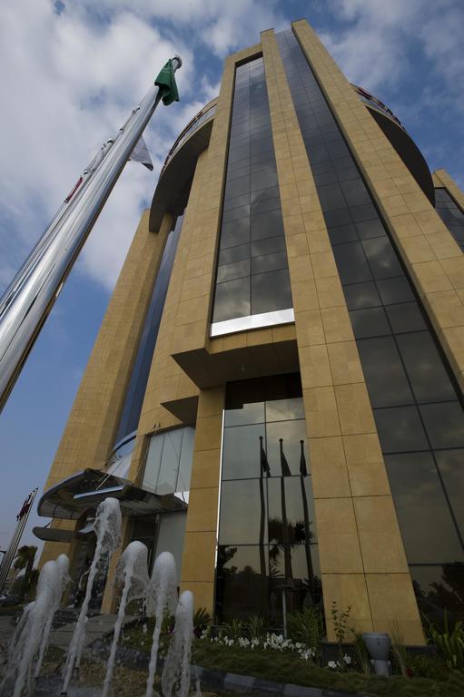 Eastyard Khobar Hotel - Formerly Ramada By Wyndham Khobar Eksteriør bilde