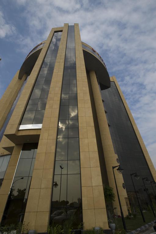 Eastyard Khobar Hotel - Formerly Ramada By Wyndham Khobar Eksteriør bilde