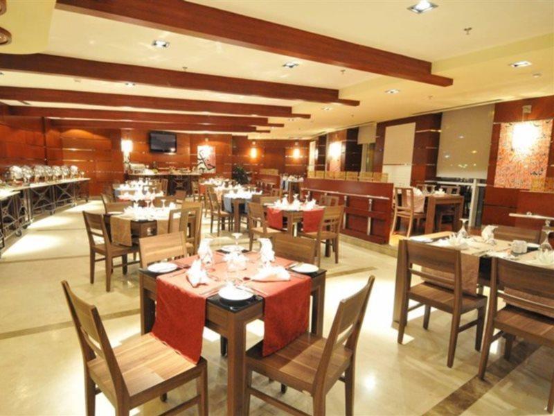 Eastyard Khobar Hotel - Formerly Ramada By Wyndham Khobar Eksteriør bilde