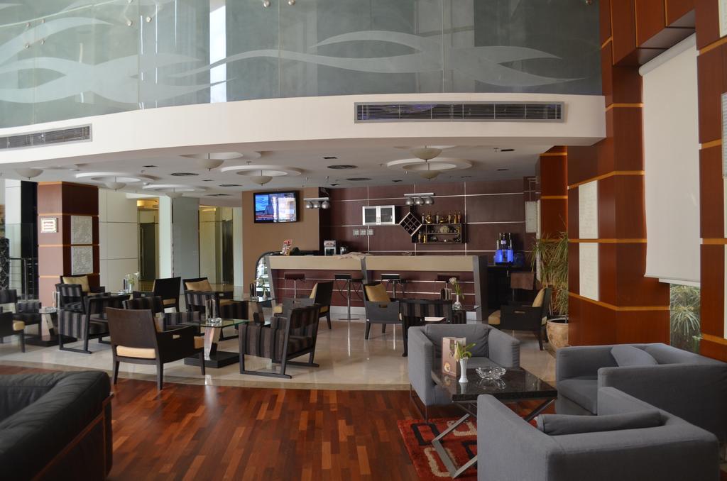 Eastyard Khobar Hotel - Formerly Ramada By Wyndham Khobar Eksteriør bilde