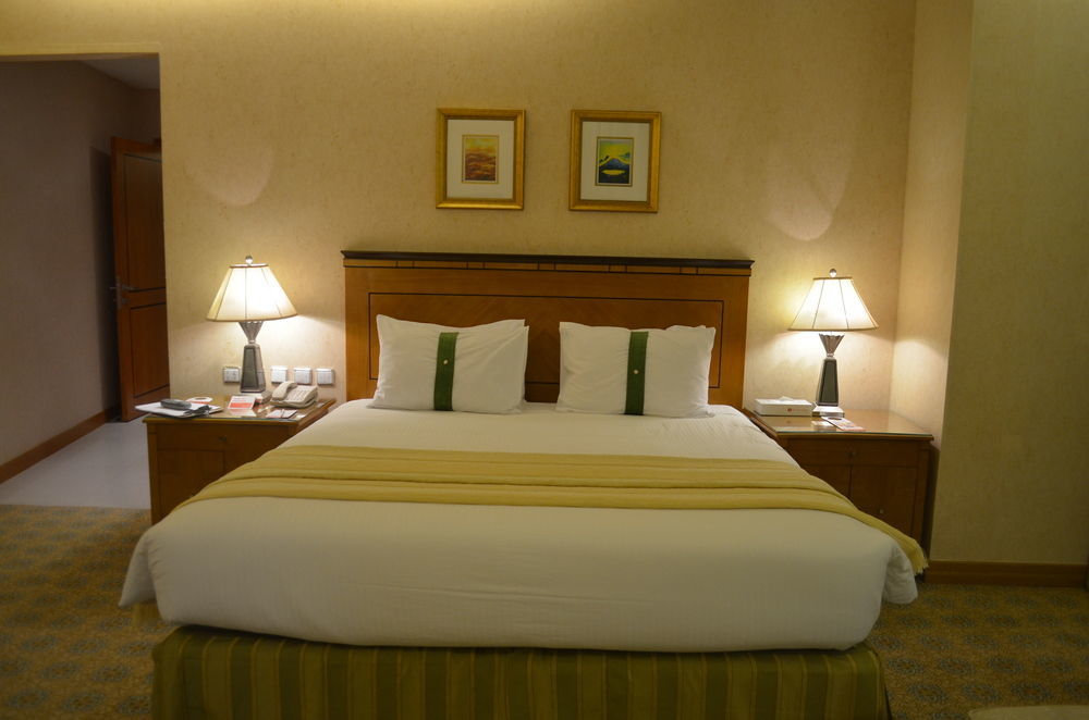 Eastyard Khobar Hotel - Formerly Ramada By Wyndham Khobar Eksteriør bilde