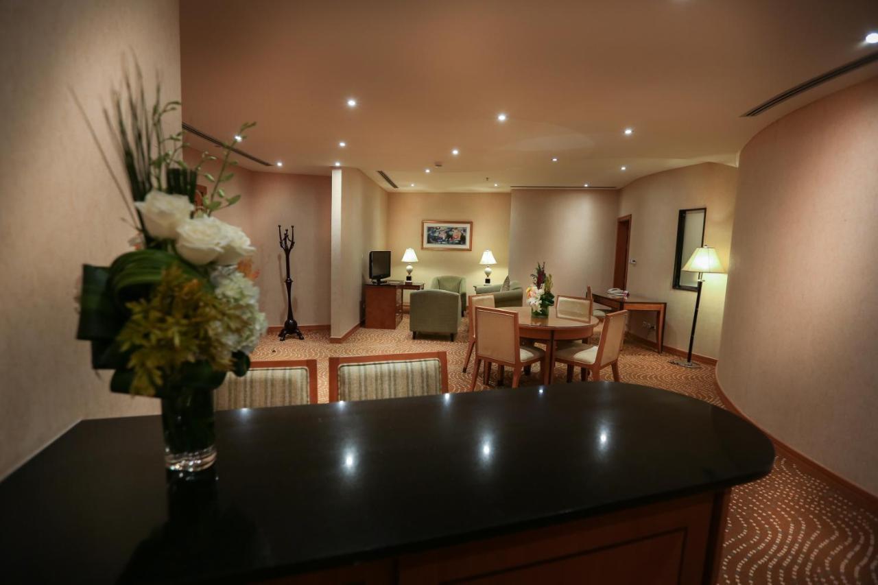 Eastyard Khobar Hotel - Formerly Ramada By Wyndham Khobar Eksteriør bilde